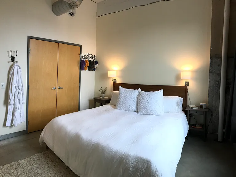 250 Park Ave #313 — Photo 5