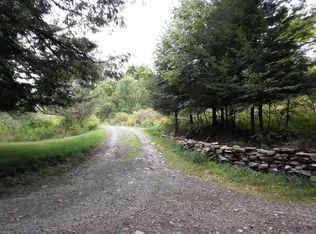 203 Town Hill Rd, Prompton, PA 18456