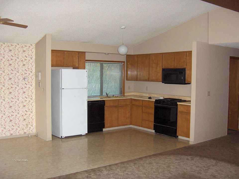 2nd image of 2327 Willona Park