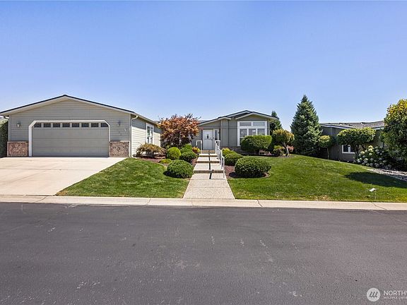 2nd image of 562 Canyon Drive #58