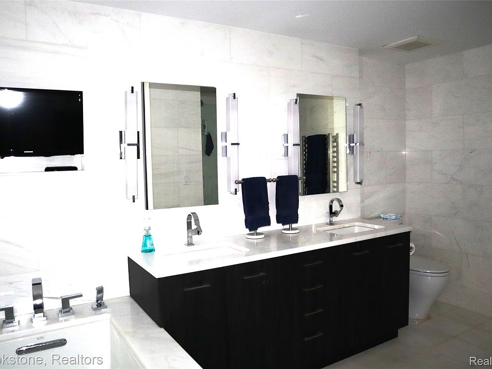 432 S Washington Ave Unit 1304, photo 23