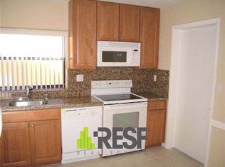 6145 Belleza Ln, Boca Raton, FL 33433