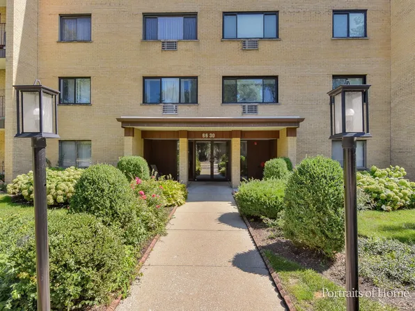 6630 S Brainard Ave APT 203, Countryside, IL 60525