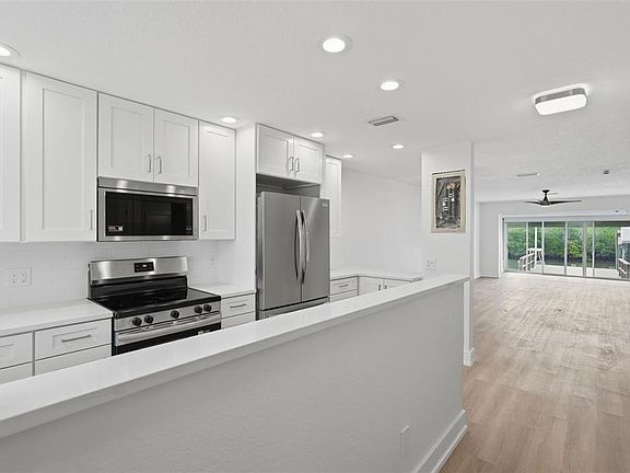 4th image of 280 BOCA CIEGA POINT BOULEVARD S