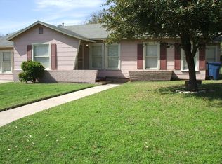 519 Williamsburg Pl, San Antonio, TX 78201