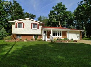 1331 Pickwick Pl, Flint, MI 48507