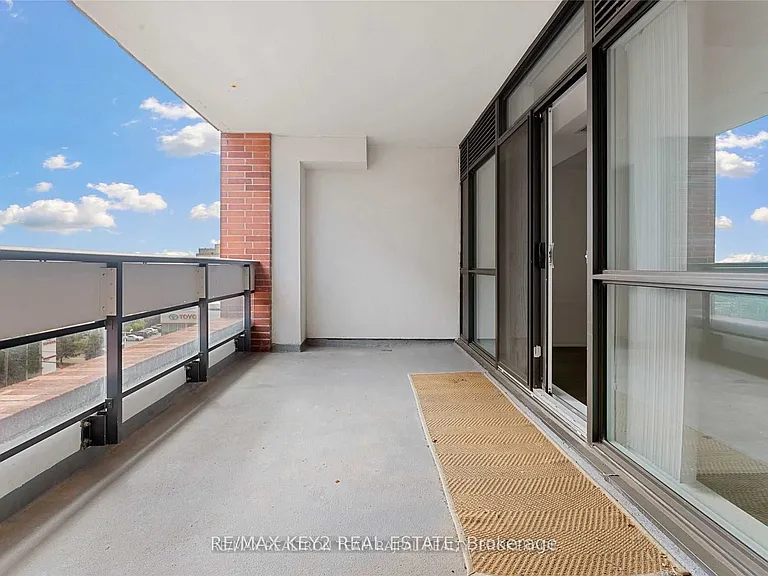 3091 Dufferin St #638 — Photo 19