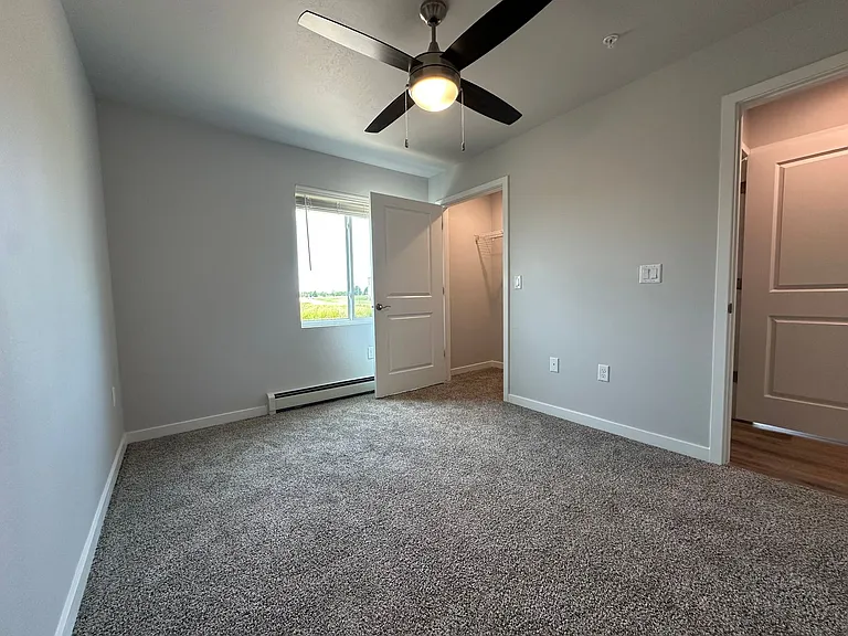 204 E Express Way — Photo 28