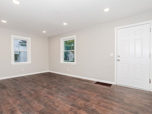 3rd image of 6809 Marvin Ave