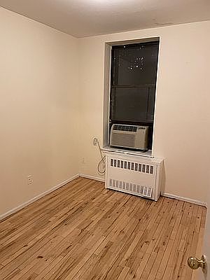 3rd image of 315 E 95th St APT 4E