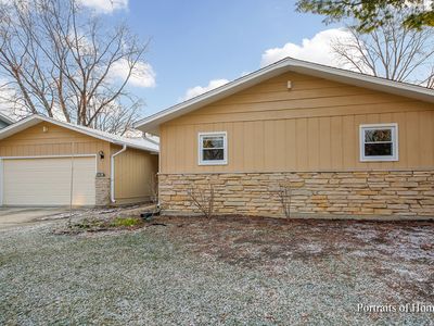 6735 Briargate Dr, Downers Grove, IL, 60516