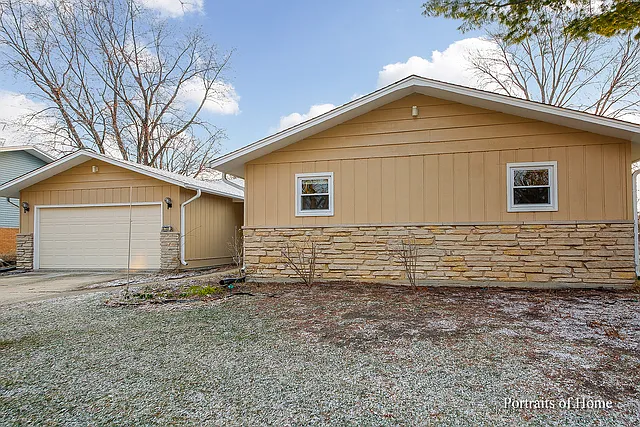 6735 Briargate Dr photo 1
