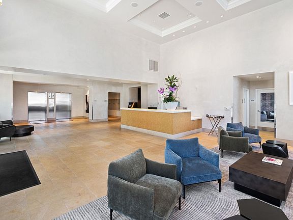 2nd image of 311 2nd St APT 511