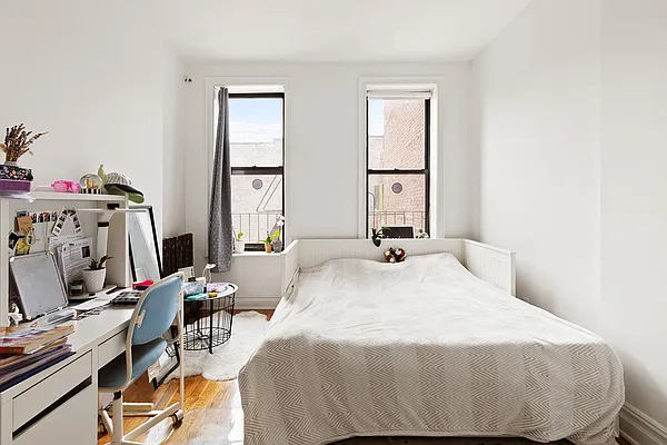 Rented by Compass | media 13