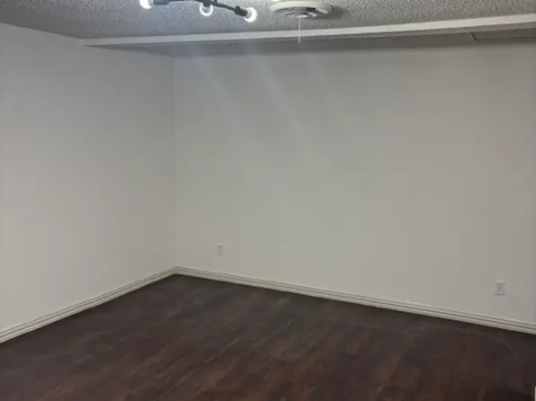 1709 E Bankhead Dr, Weatherford, TX 76086