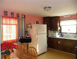 4th image of 1317 Walden Ave