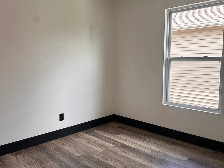 14174 Marilyn Rd — Photo 13