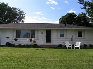 94 Little Creek Dr, Rochester, NY 14616