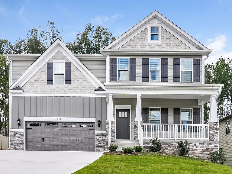 595 Airedale Trl — Photo 1