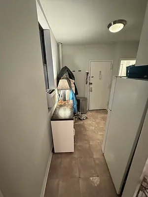 Rented by KNOCKKNOCK LLC | media 17