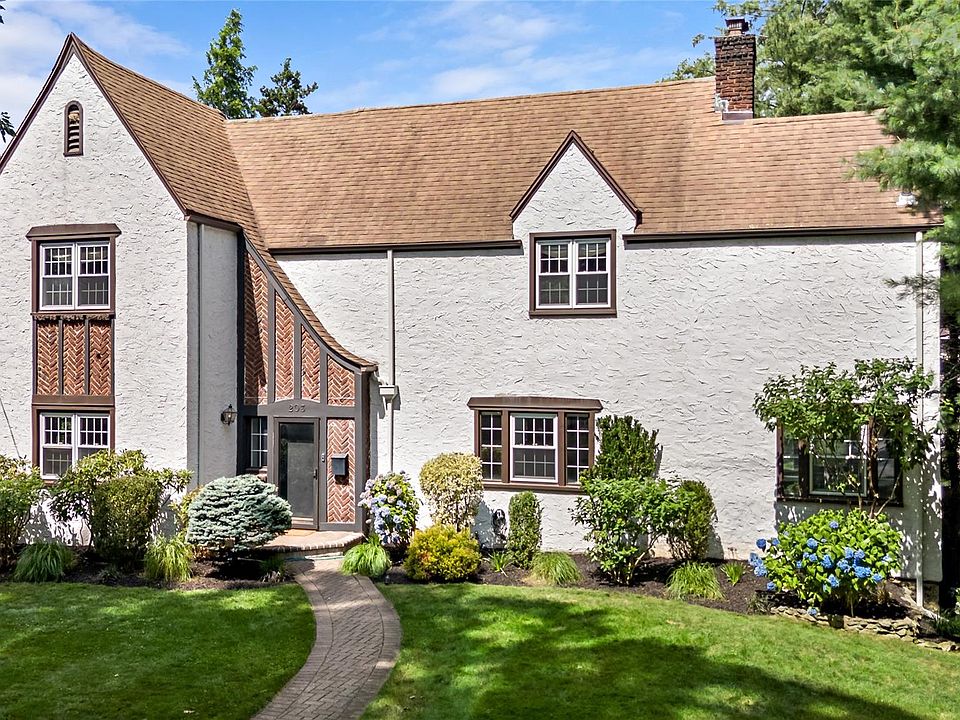 1st image of 203 Knollwood Avenue