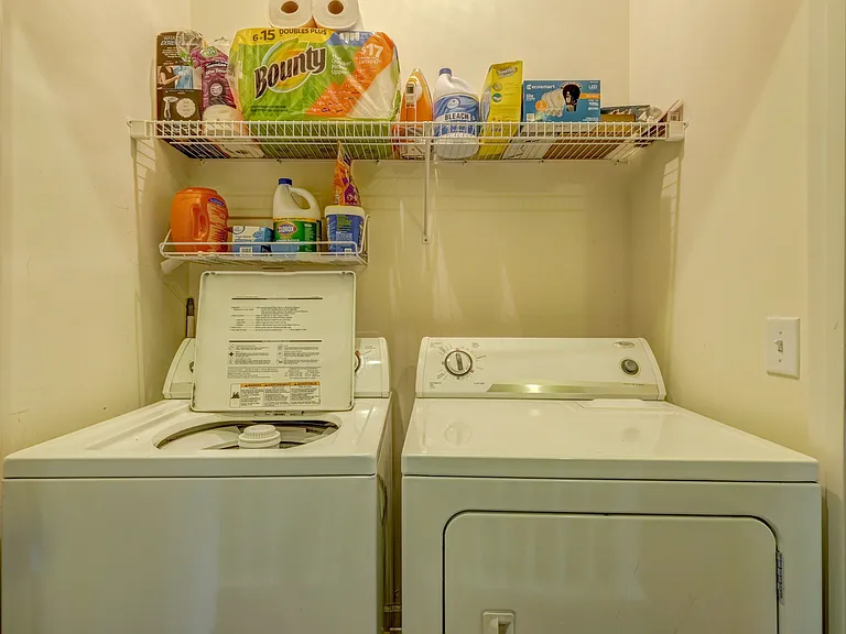 2310 Elliott Ave #502 — Photo 41