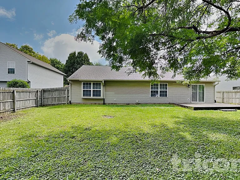 12758 Sovereign Ln — Photo 15