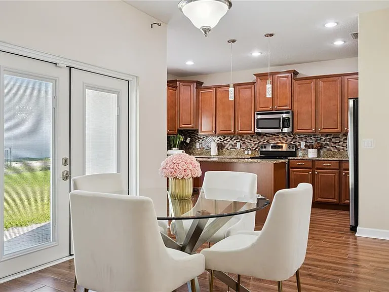 1454 Lake Side Ave — Photo 13