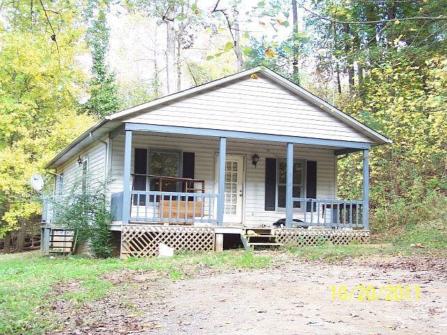 1st image of 109 Oak Dr