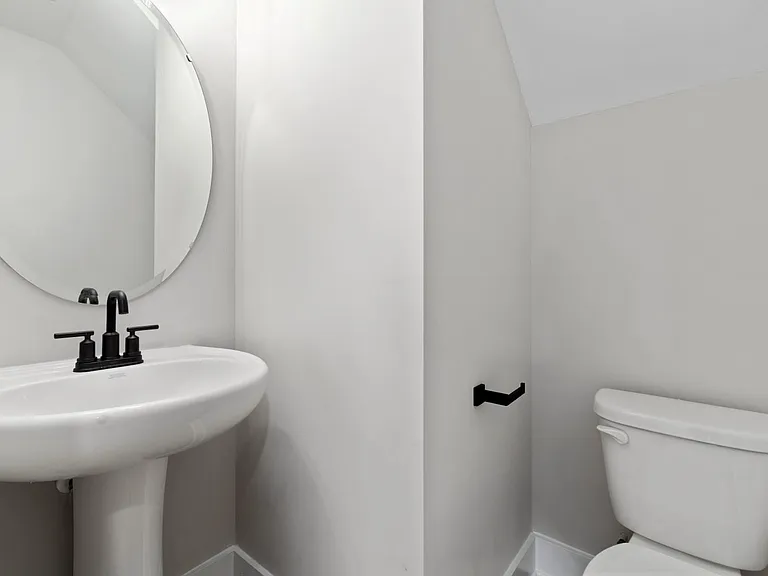 6104 Fox Rd — Photo 24