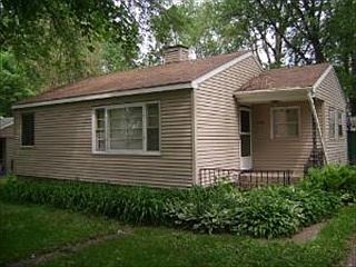2nd image of 9208 Pine Ave