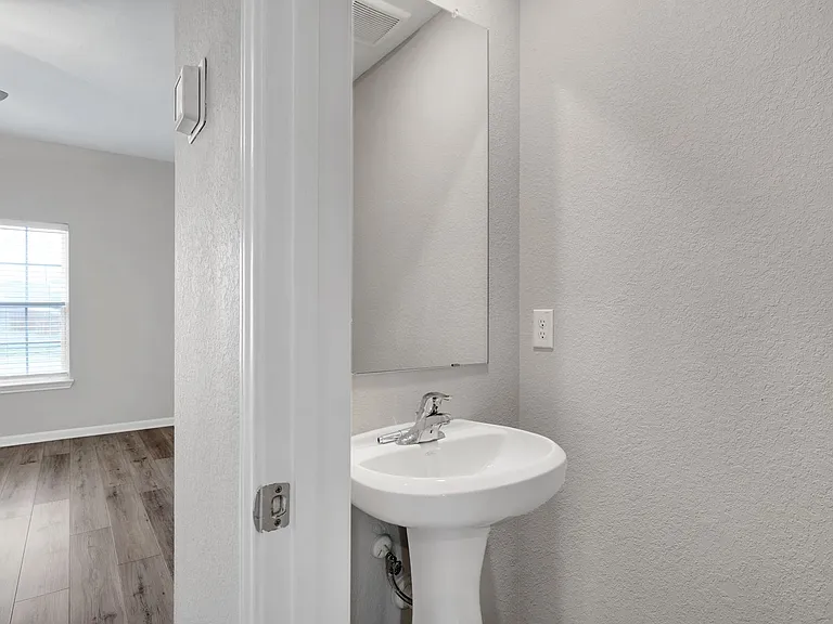 9226 Bennett Frst — Photo 11