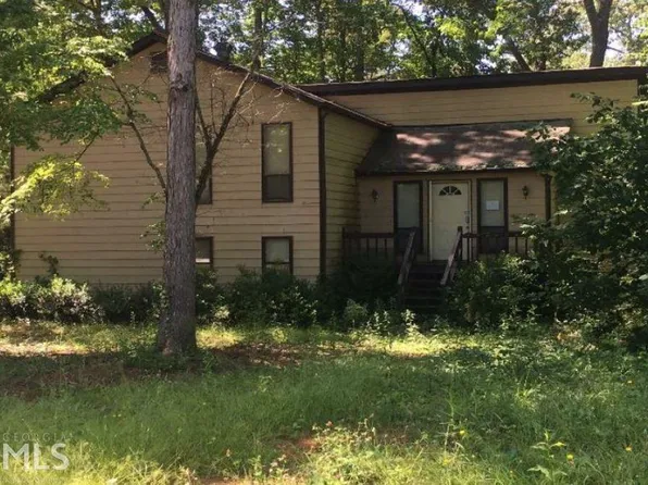 7148 Whitfield Dr, Riverdale, GA 30296