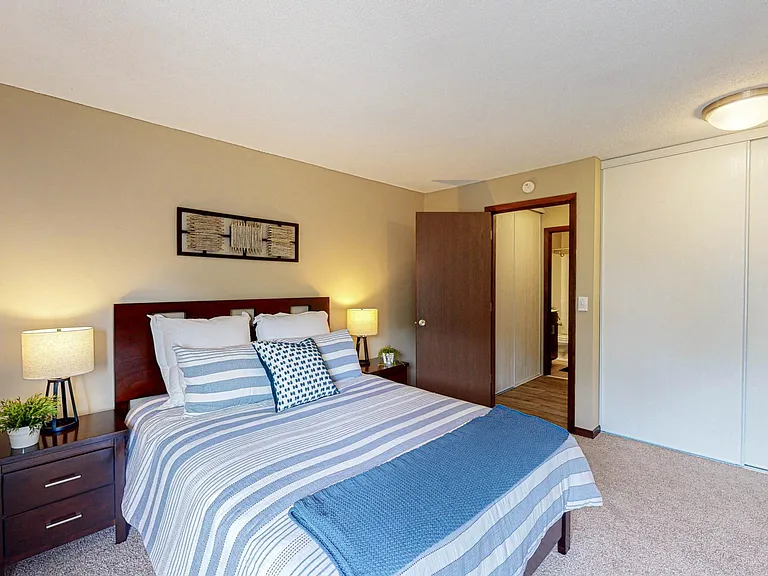 Shoreview Grand — Photo 9