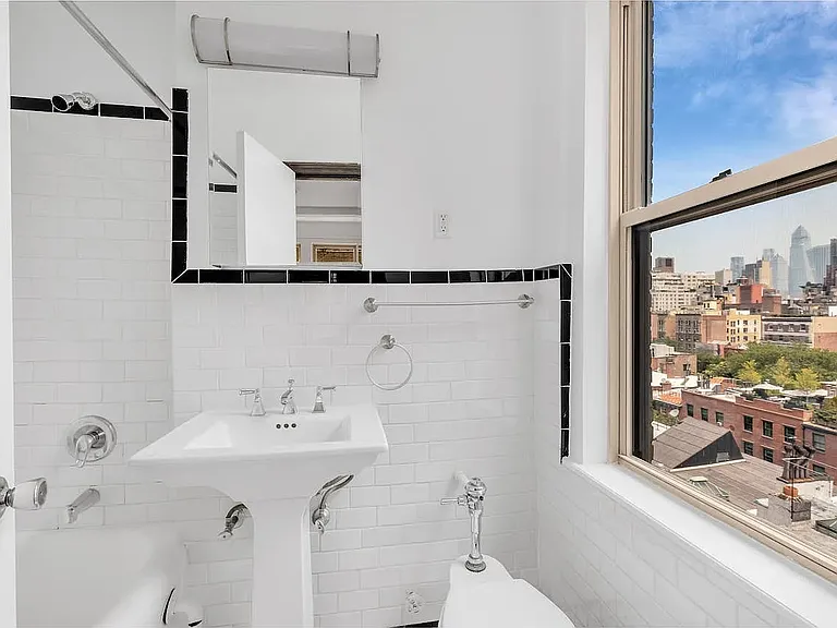 24 5th Ave #1029 — Photo 9