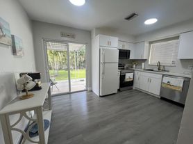 222 SW 8th St