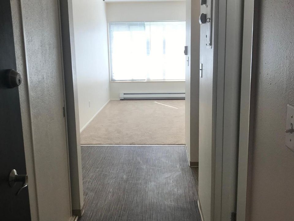 1st image of 4115 Brooklyn Ave NE