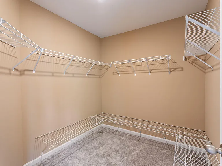 3001 Prospect Pkwy — Photo 24