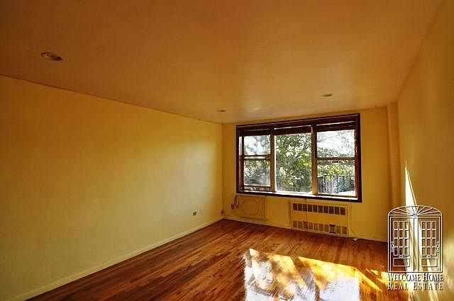 2nd image of 5015 39th St APT 3A