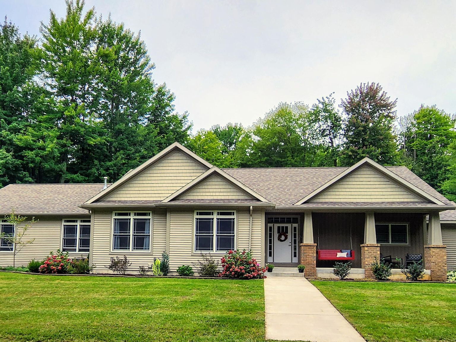 5208 E Mount Garfield Rd, Fruitport, MI 49415 Zillow