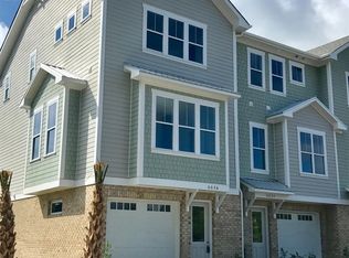 1824 Bungalow Row UNIT 27, Wilmington, NC 28409