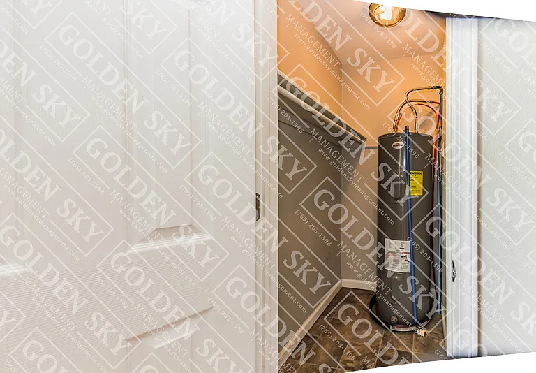 2404 State St #2 — Photo 8