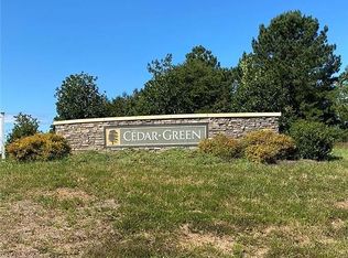950 Cedar Green Dr, Powhatan, VA 23139