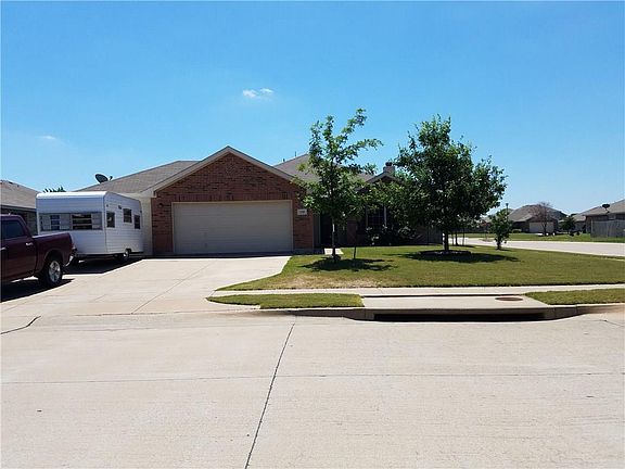 2nd image of 220 Equestrian Dr