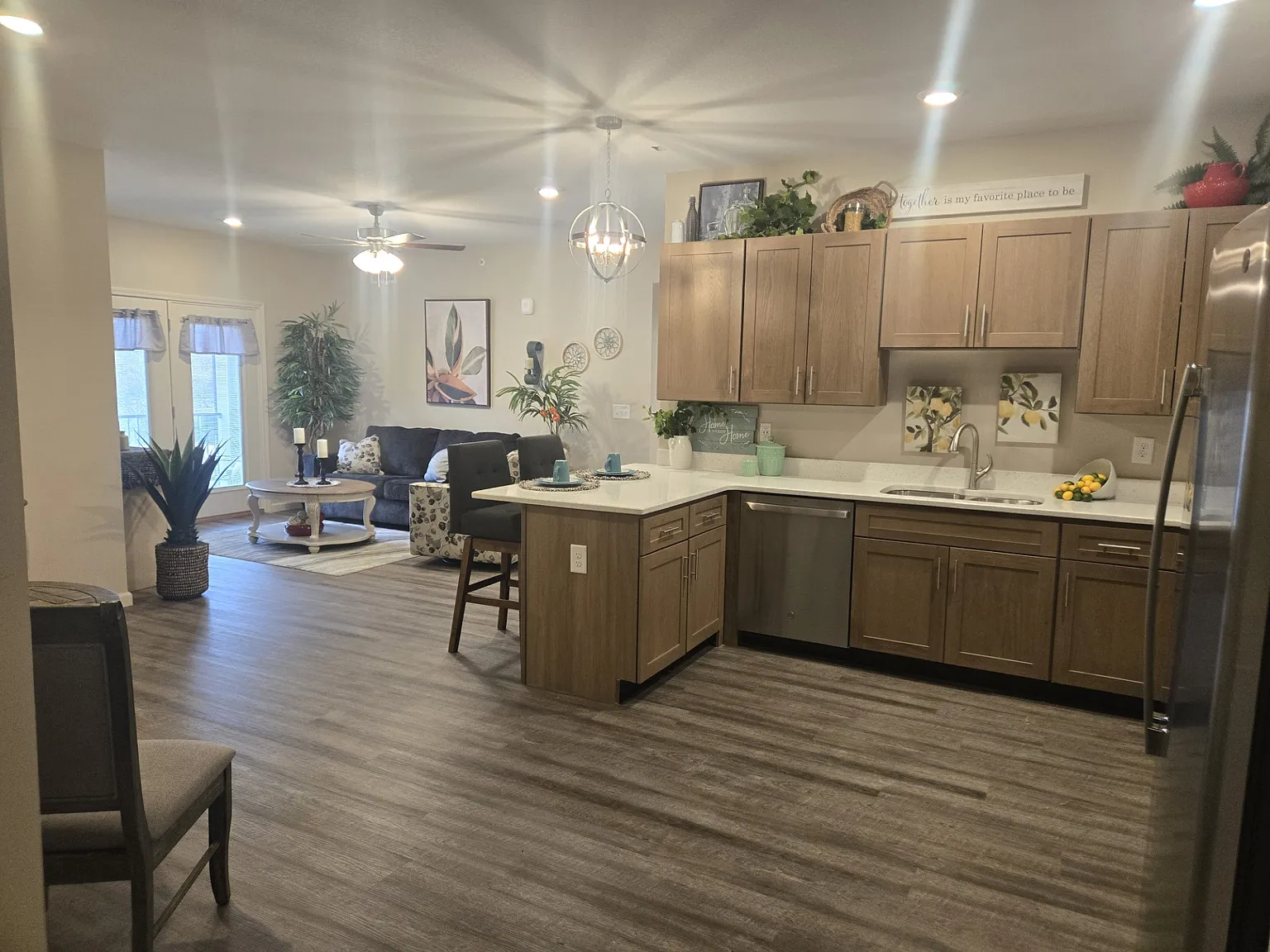 Sinclair Ridge Apartments — Photo 1