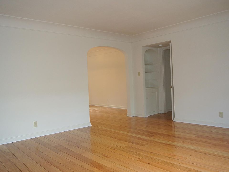 view from apartment entrance looking into living room, dinin