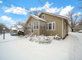 715 Woodlawn Ave, Jackson, MI 49203