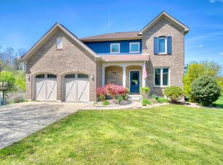 550 Scenic Dr, Park Hills, KY