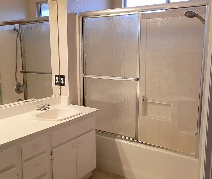 7631 Perth Ln — Photo 16