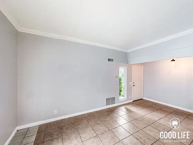 21714 Lake Vista Dr — Photo 9